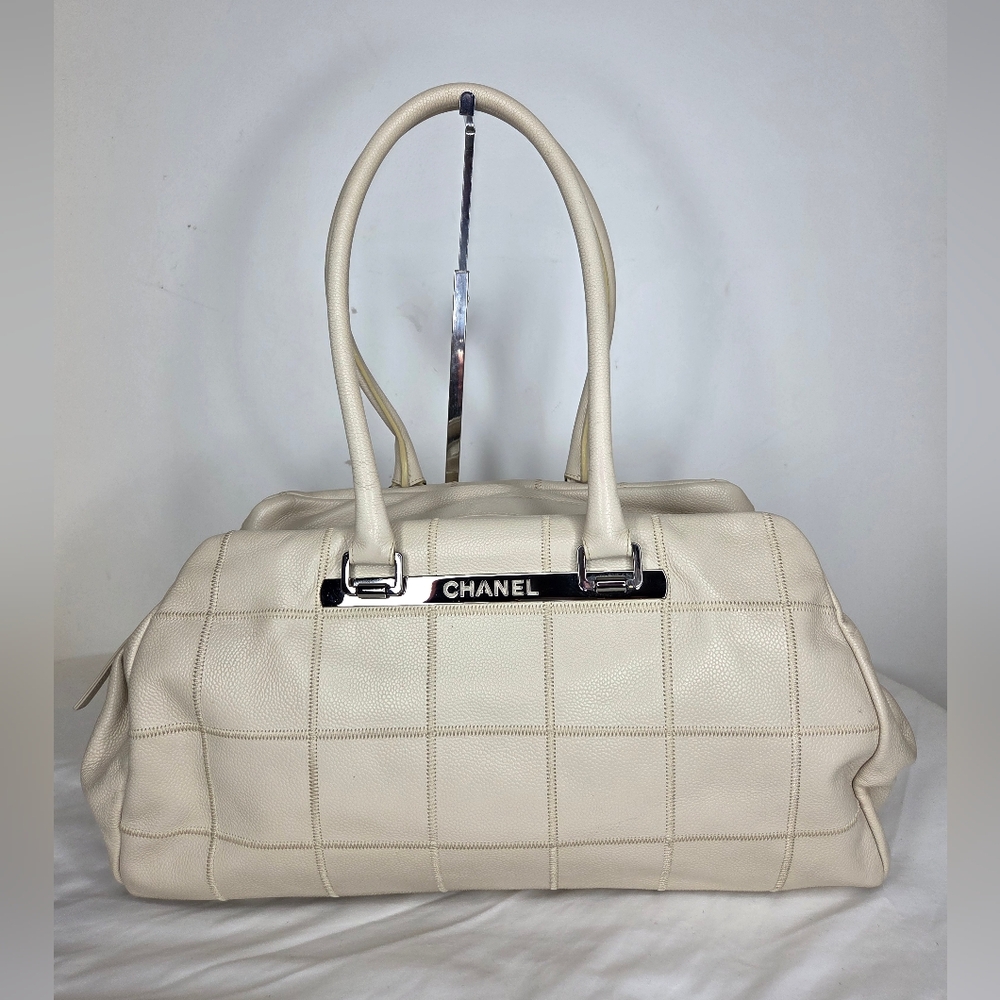 Chanel Large Quilter Stitch Caviar Leather HandBag from the mid-90s, - Picture 1 of 16